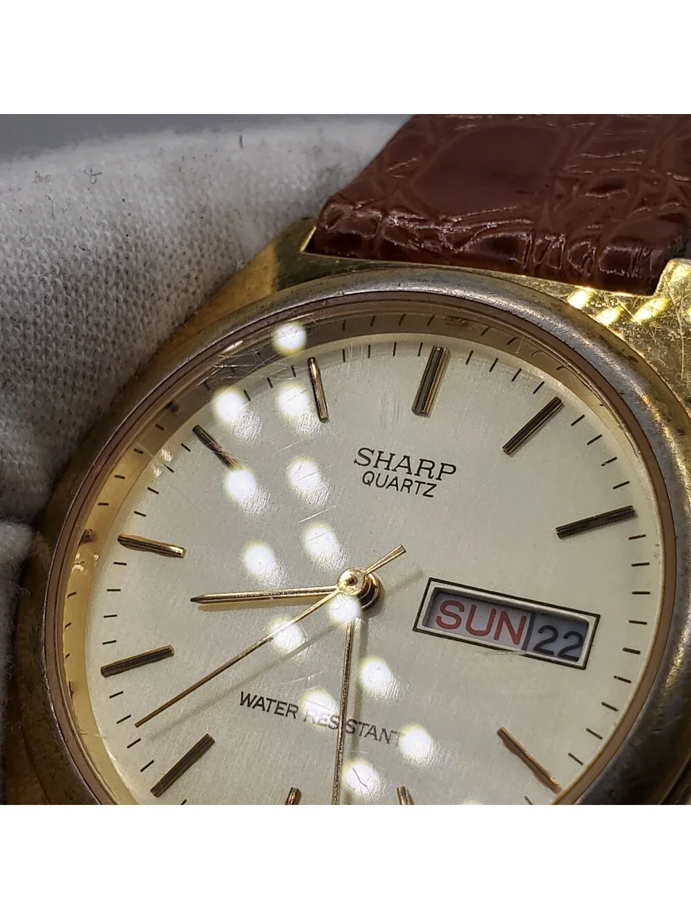 Vintage Sharp Quartz Watch 34mm Day/Date Dial Gold Tone New Battery